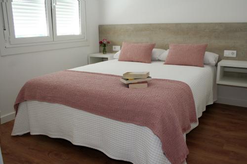 Habitación doble con cama de matrimonio de 150 cm.