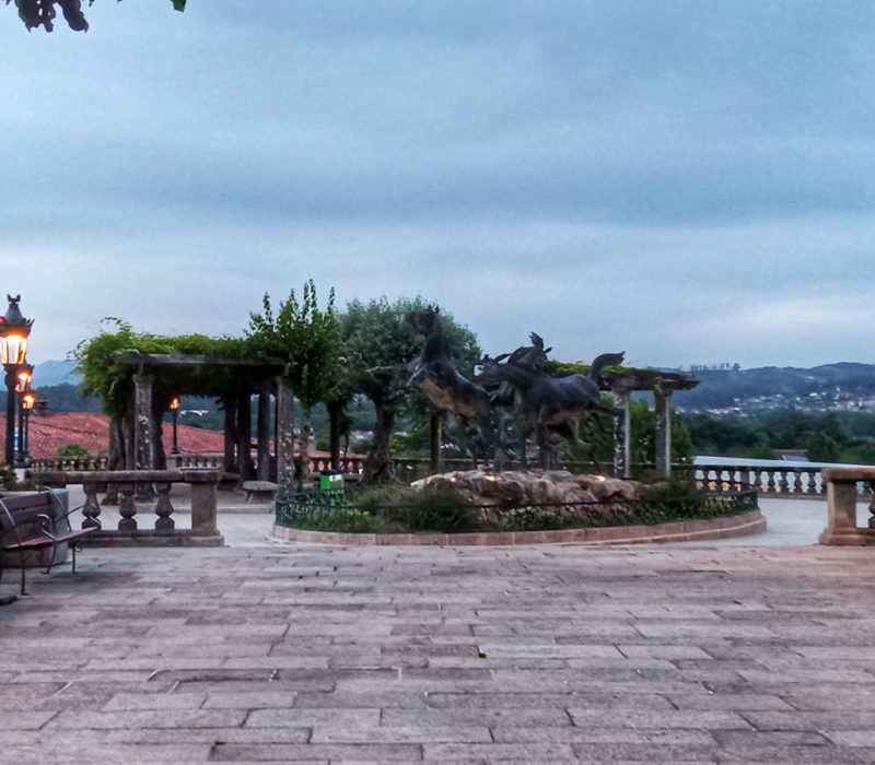 Plaza en la ciudad de Tui